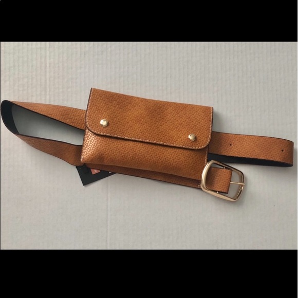 Handbags - 🆕 Belt bag